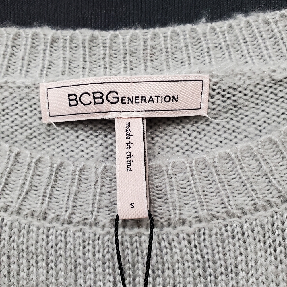 🆕️ BCBGeneration Ruffle Sweater - Picture 2 of 7